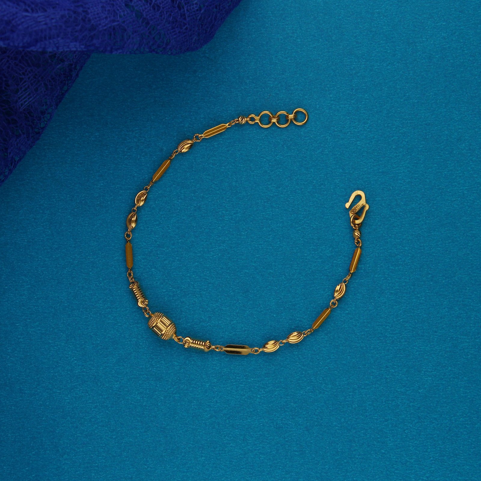 CASTING BRACELET